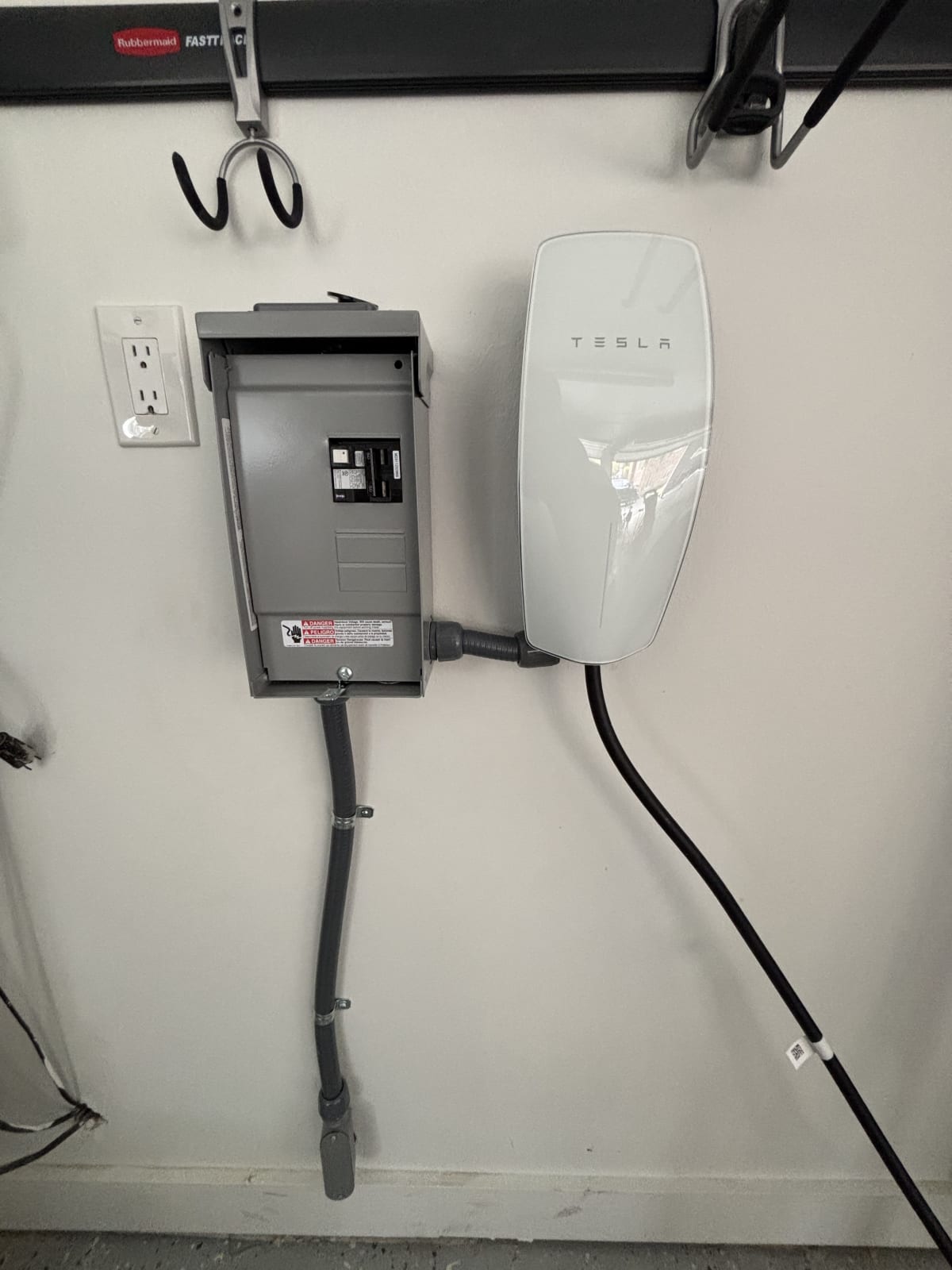 EV Charger project photo in Bloomfield Township