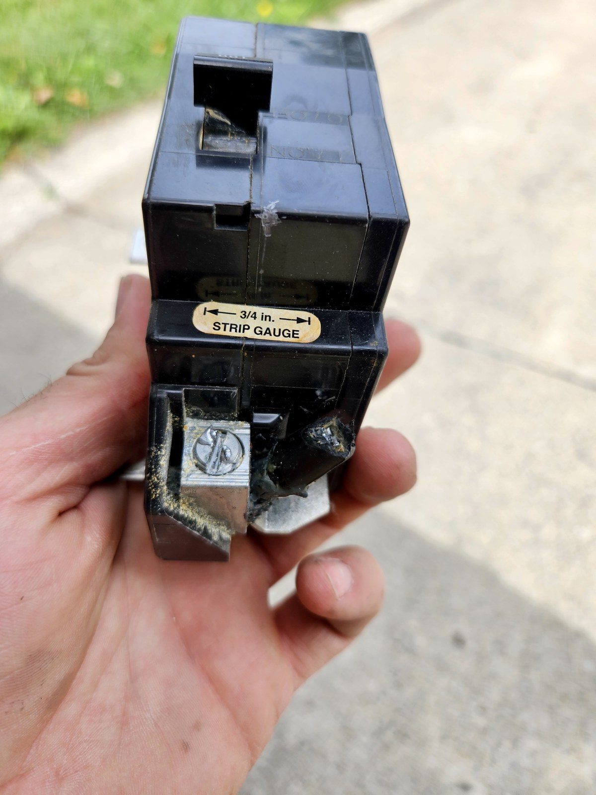 Spot Electrical Issues Before They Turn Into Bigger Problems